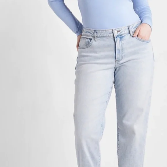 Express Mid Rise Blue Tinted Boyfriend Jeans Brand New With Tag 🏷 - Picture 8 of 16